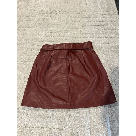 Abercrombie and fitch skirt - Picture 2 of 3